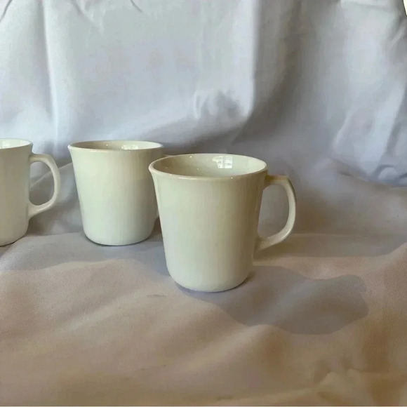 Vintage Set of 4 Corning Microwave Safe Mugs - Picture 4 of 4